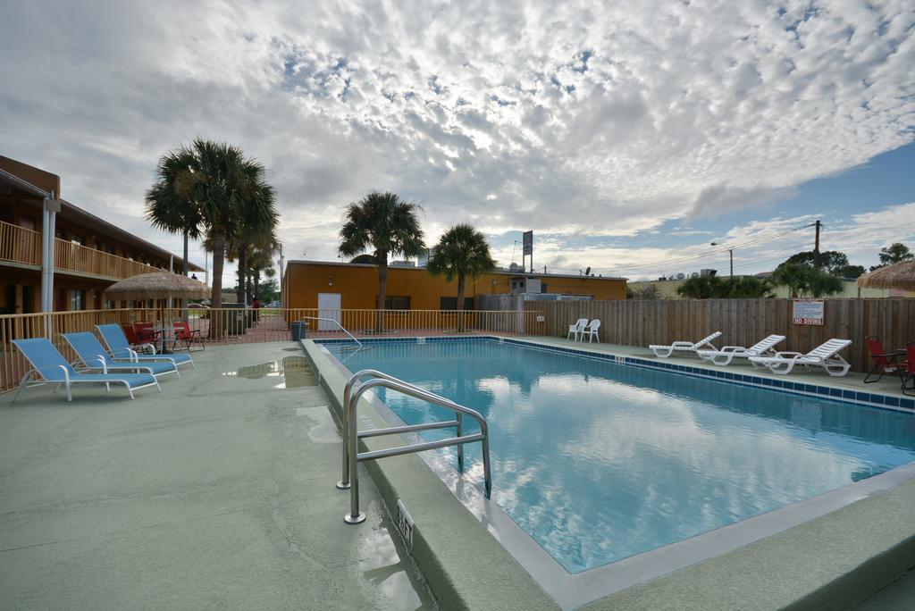 Country Hearth Inn- Kissimmee Exteriör bild