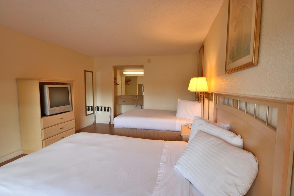 Country Hearth Inn- Kissimmee Exteriör bild