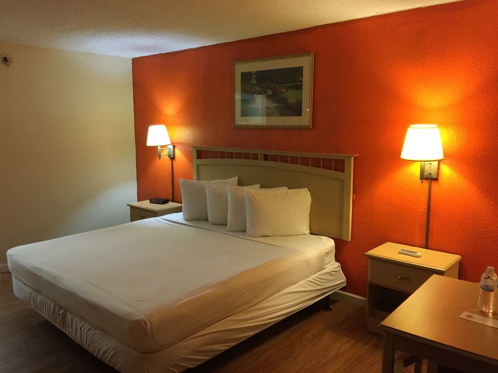 Country Hearth Inn- Kissimmee Rum bild