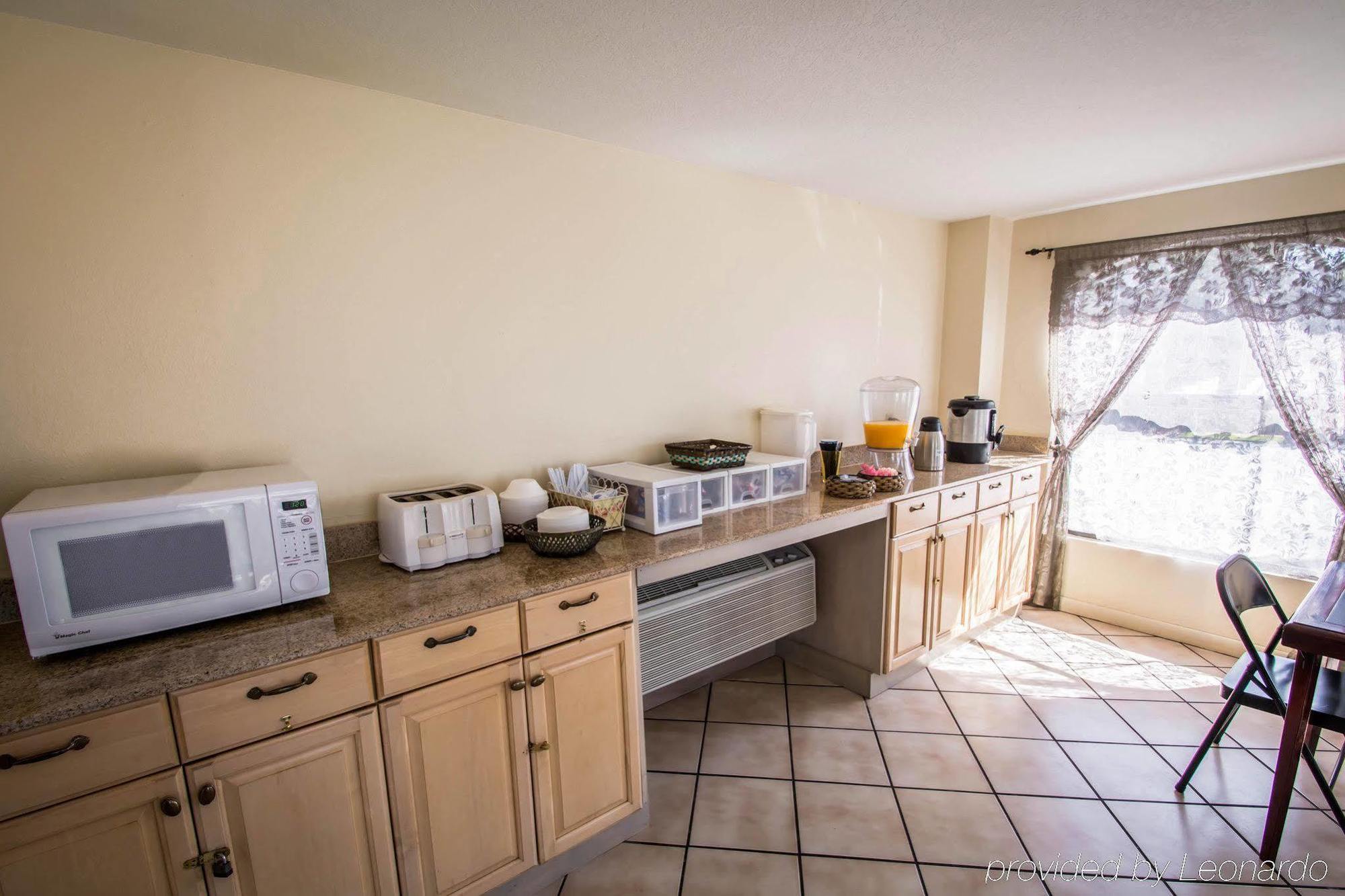Country Hearth Inn- Kissimmee Exteriör bild