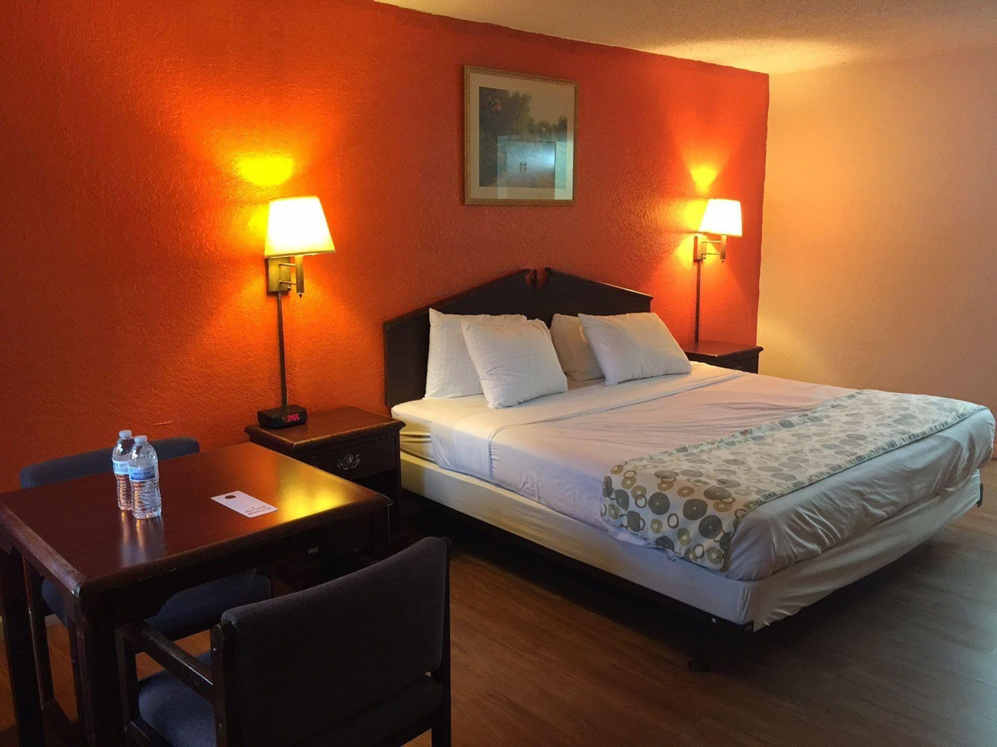 Country Hearth Inn- Kissimmee Exteriör bild