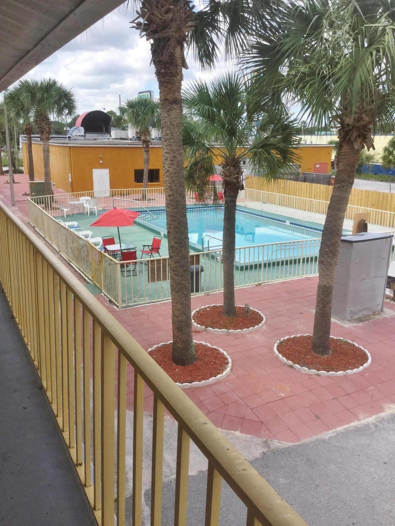 Country Hearth Inn- Kissimmee Exteriör bild
