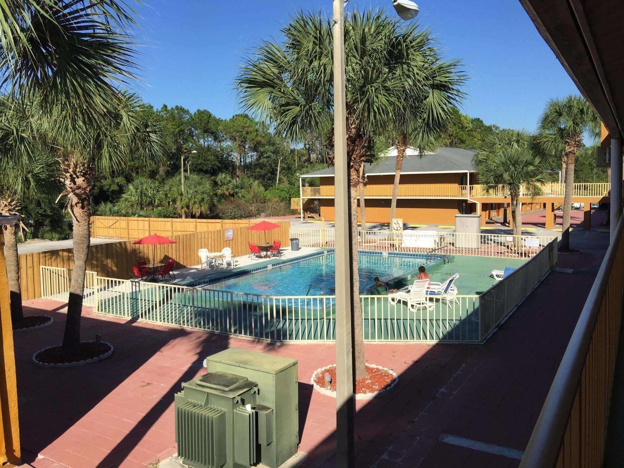 Country Hearth Inn- Kissimmee Exteriör bild