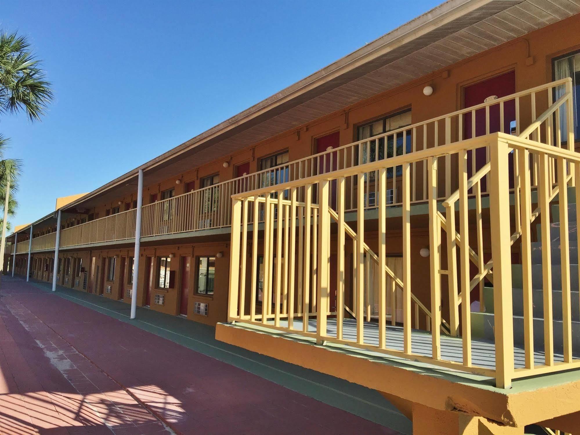 Country Hearth Inn- Kissimmee Exteriör bild